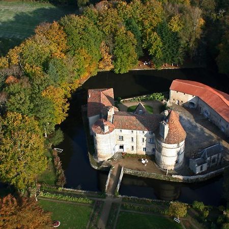 La Loge Du Chateau Saint-Dier-dʼAuvergne Dış mekan fotoğraf