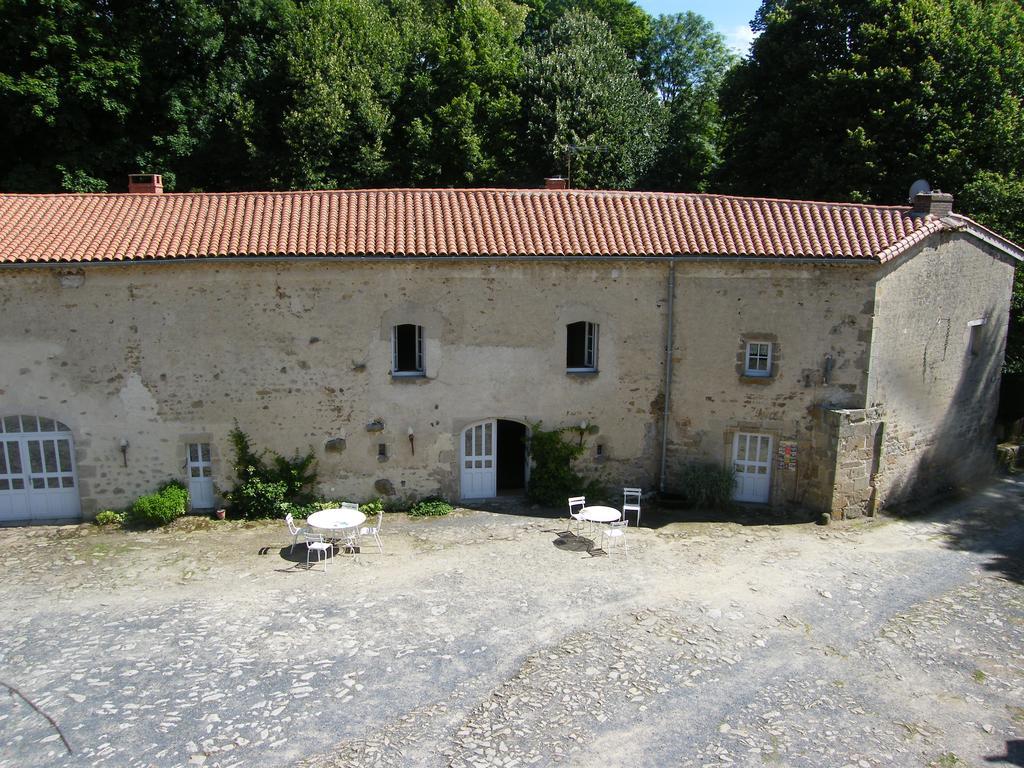 La Loge Du Chateau Saint-Dier-dʼAuvergne Dış mekan fotoğraf